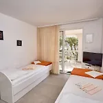 Apartment Sea Front Klek