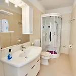 Sea Front Apartment Klek