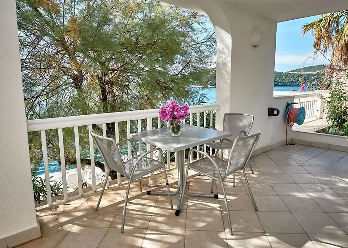 Sea Front 公寓 克勒克